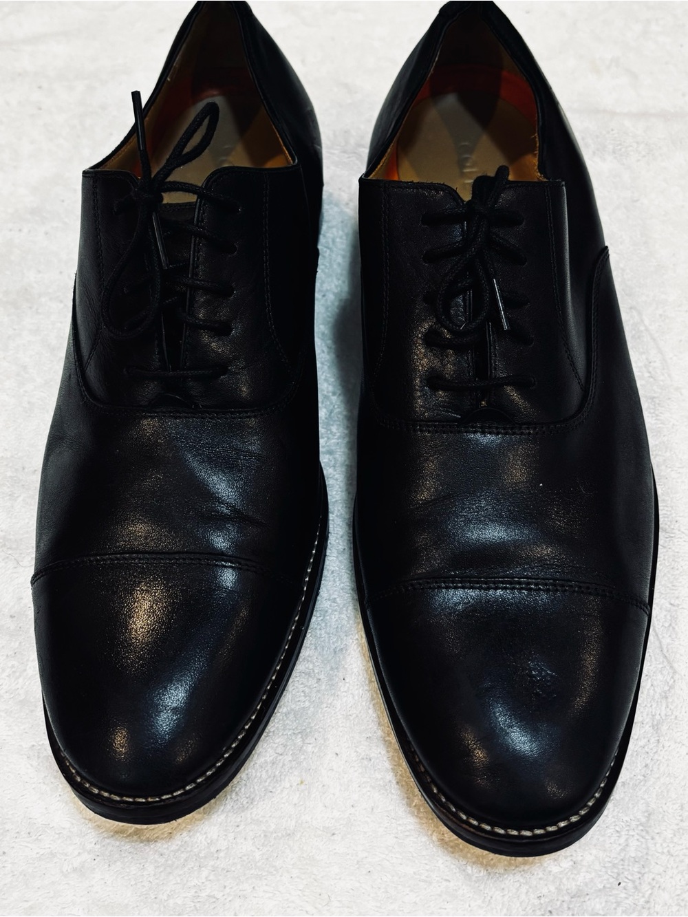 Almost Brand New- Cole Haan Men's Oxford Black Style C13082 Size 11 M - box 6